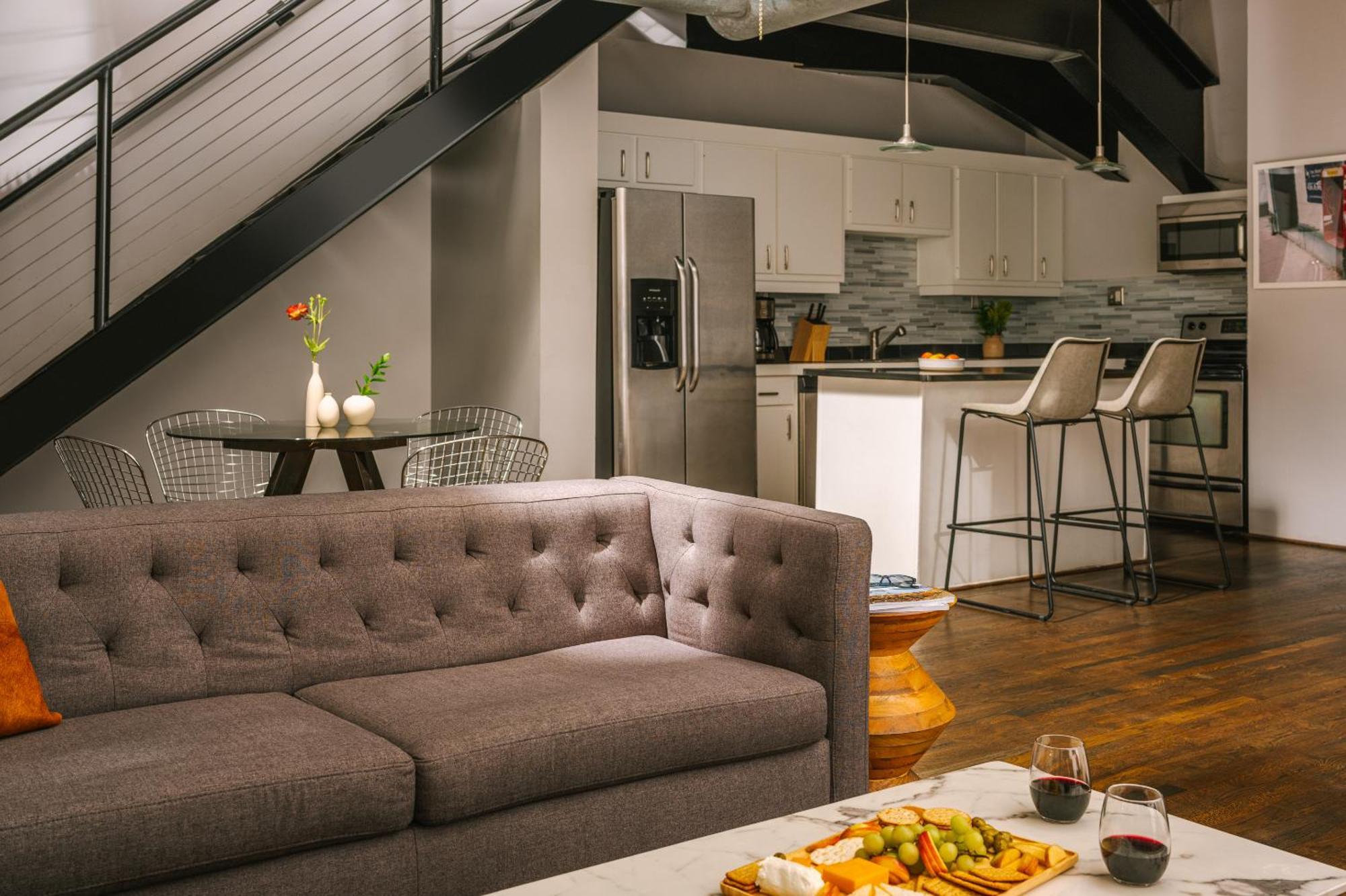 Reside Houston Downtown, A Wyndham Residence Экстерьер фото